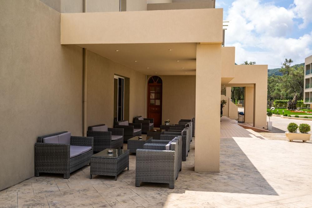 Cnic Gemini Hotel Mesongí المظهر الخارجي الصورة