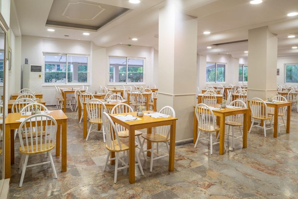 Cnic Gemini Hotel Mesongí المظهر الخارجي الصورة