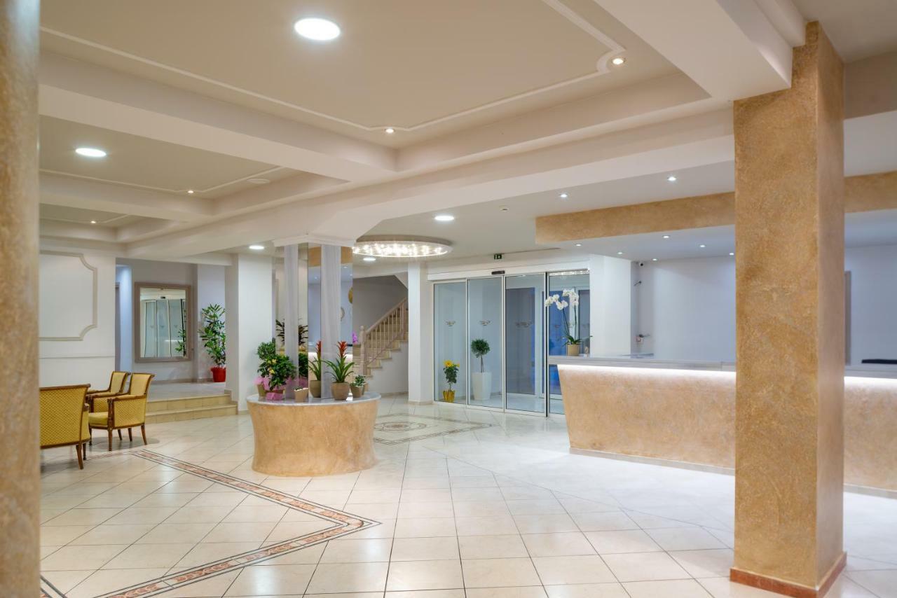 Cnic Gemini Hotel Mesongí المظهر الخارجي الصورة